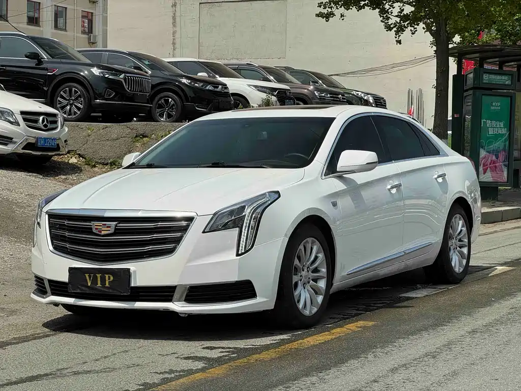 Cadillac XTS