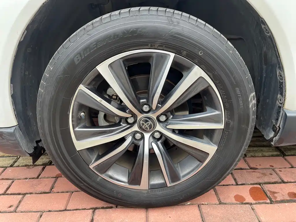 TOYOTA LING FANG HARRIER