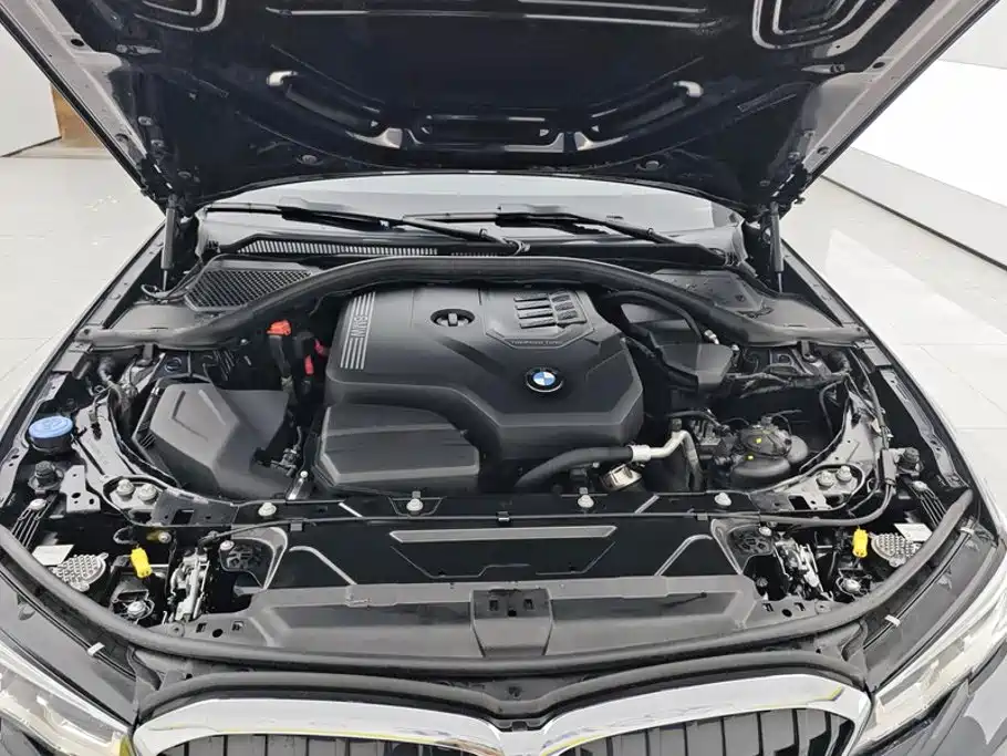 BMW 3 Series — миниатюра 10