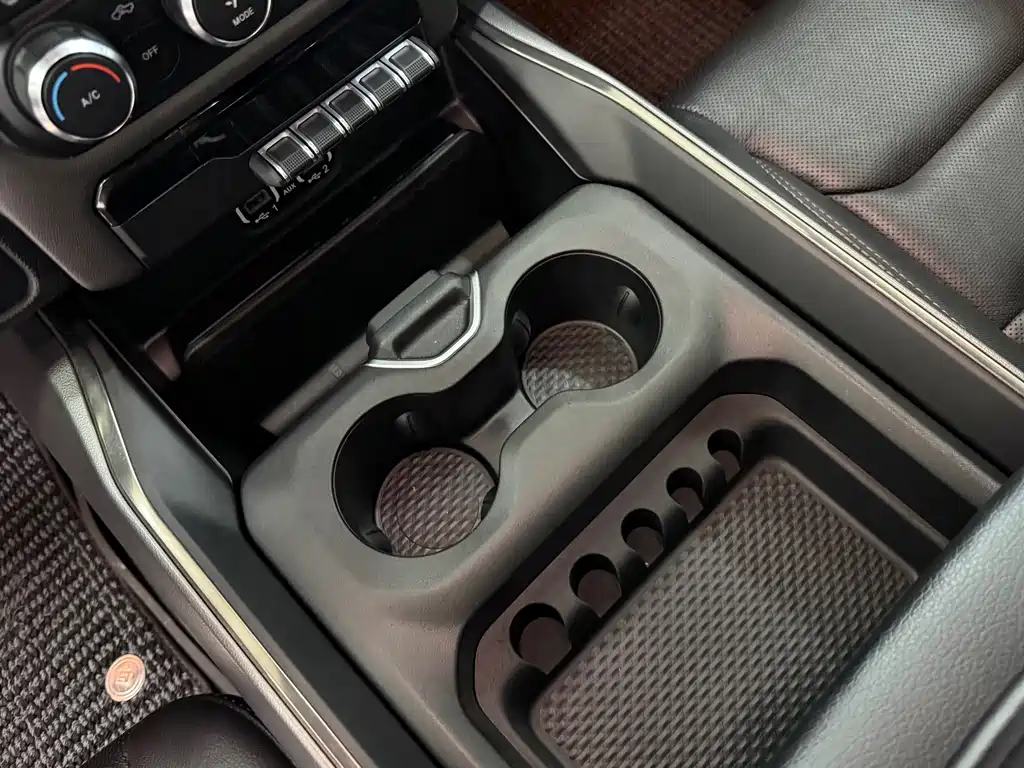 Ram Trucks 2020 1500 5.7L Sport