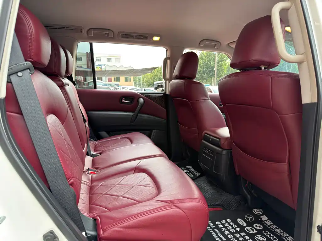 Nissan Patrol — миниатюра 13