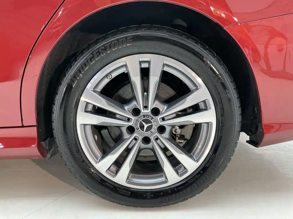 Mercedes-Benz C-Class — миниатюра 14