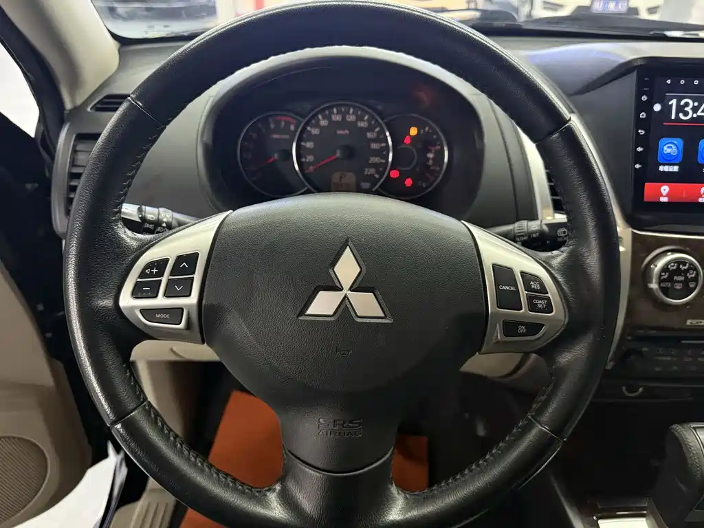 MITSUBISHI PAJERO JINCHANG