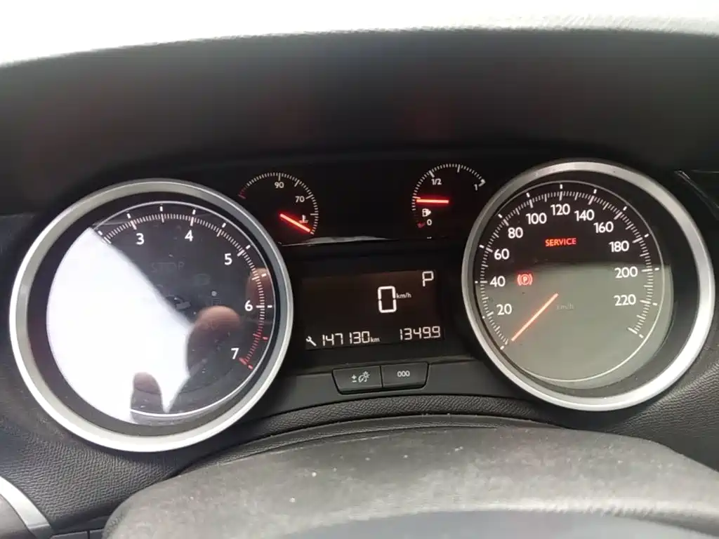 Peugeot 408 — миниатюра 12