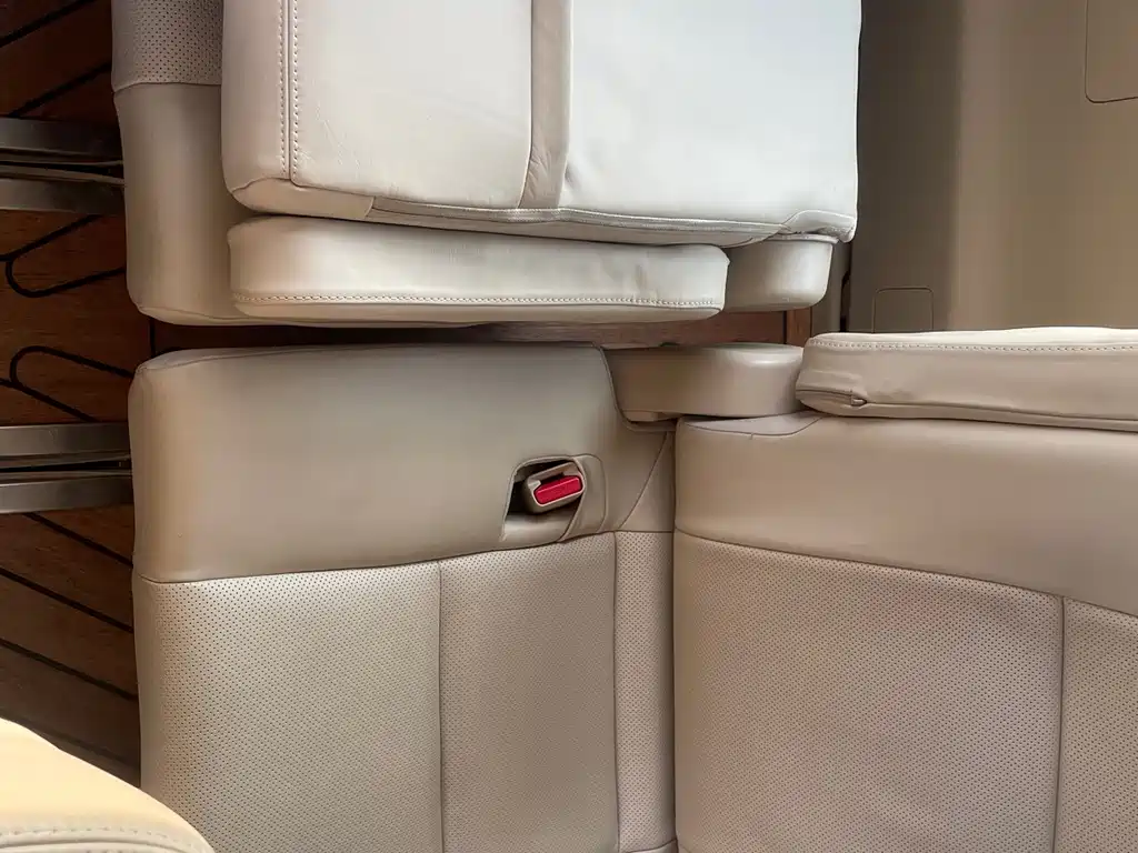 Toyota Alphard 2012 3.5L Luxury
