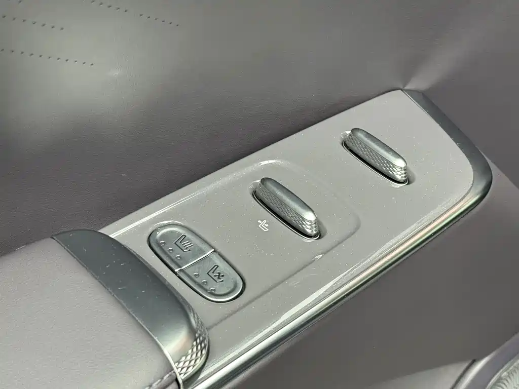 Buick 别克至境E7 — миниатюра 18