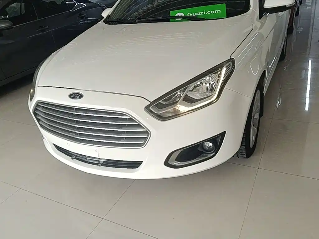 Ford Escort — миниатюра 24