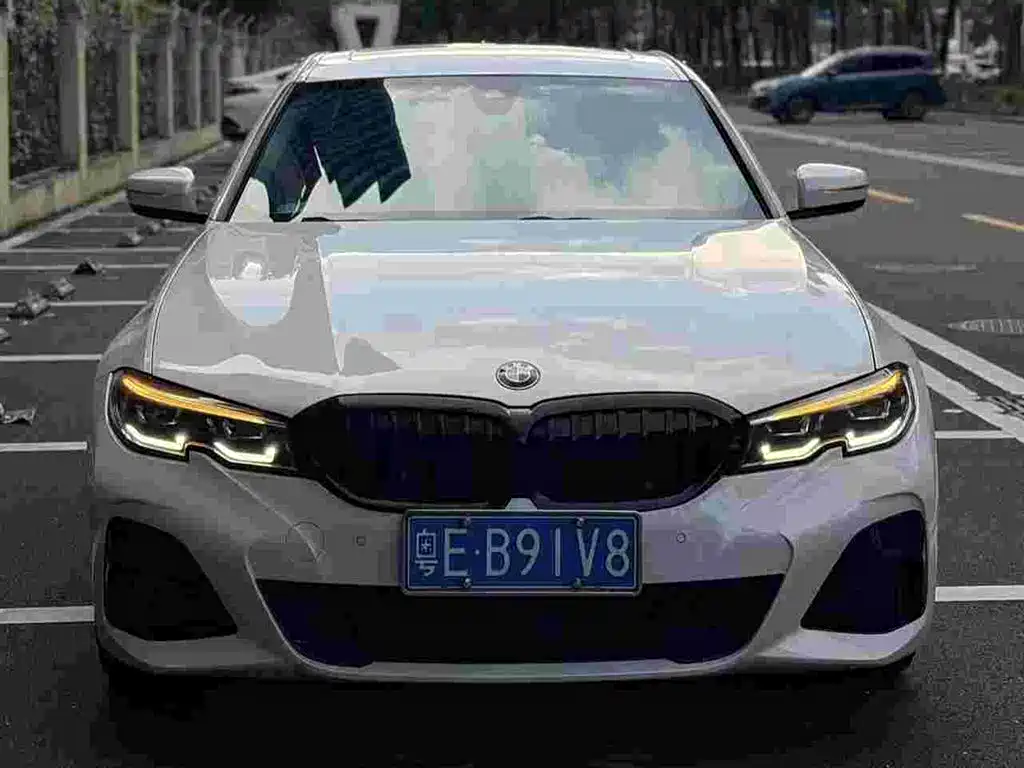 BMW 3 Series — миниатюра 2