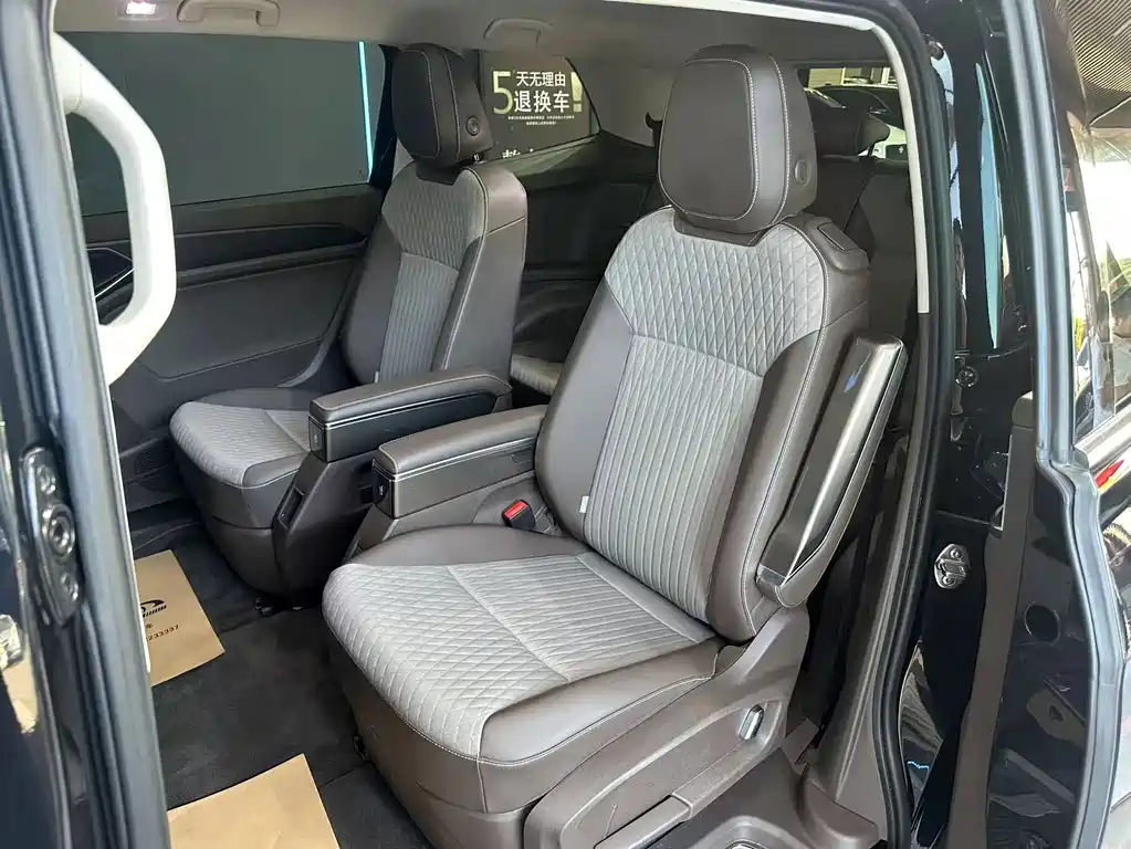 Volkswagen Viloran — миниатюра 10