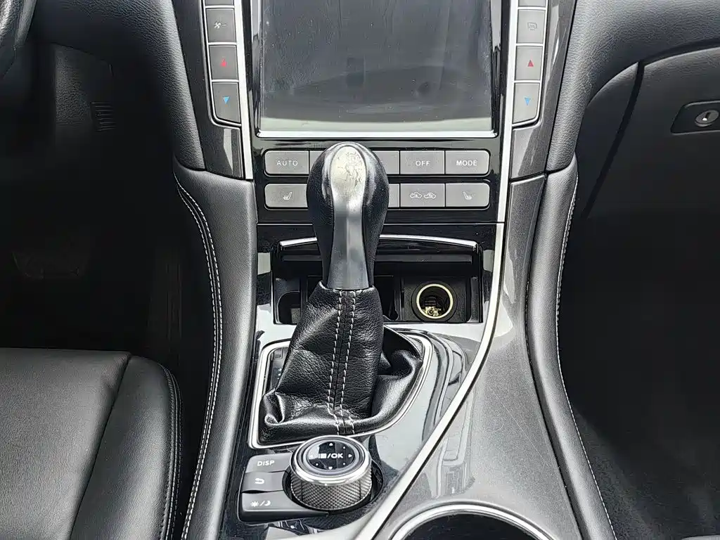 Infiniti Q50L — миниатюра 13