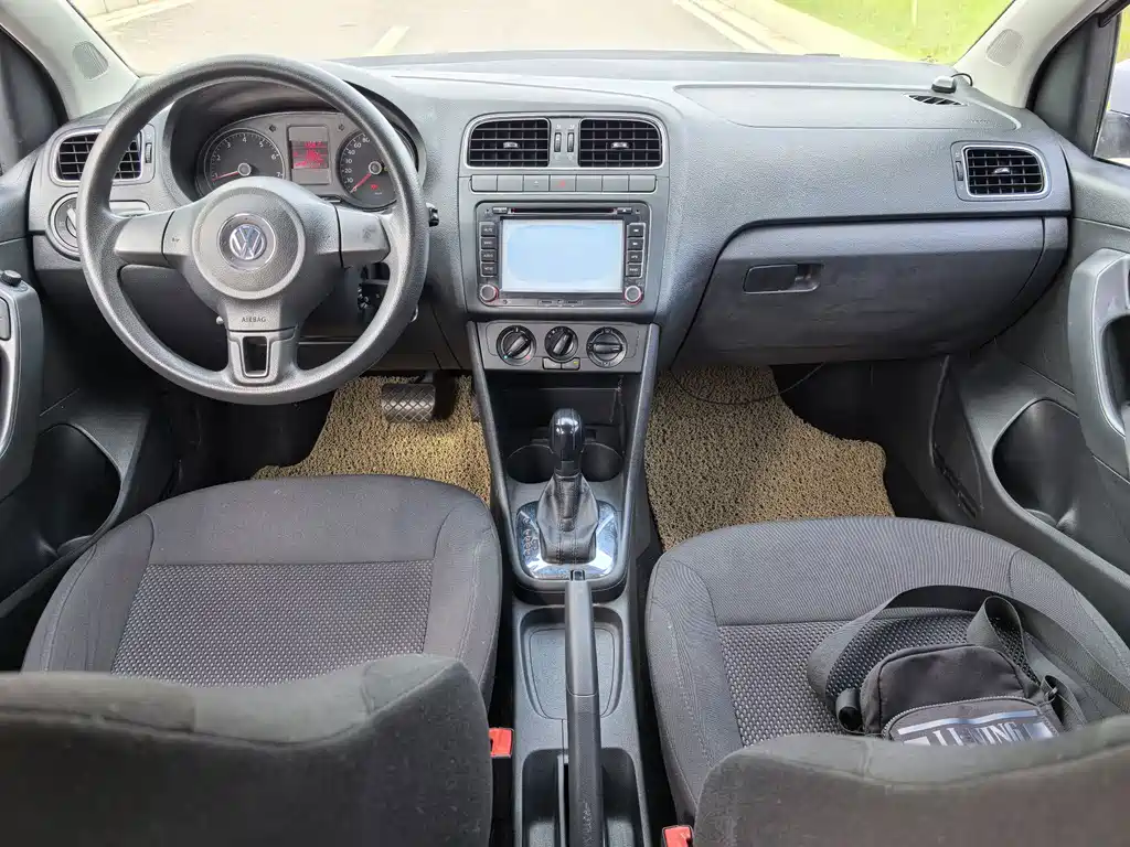 Volkswagen Polo — миниатюра 16