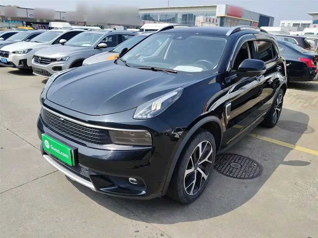 Lynk & Co 01 EM-P 2020