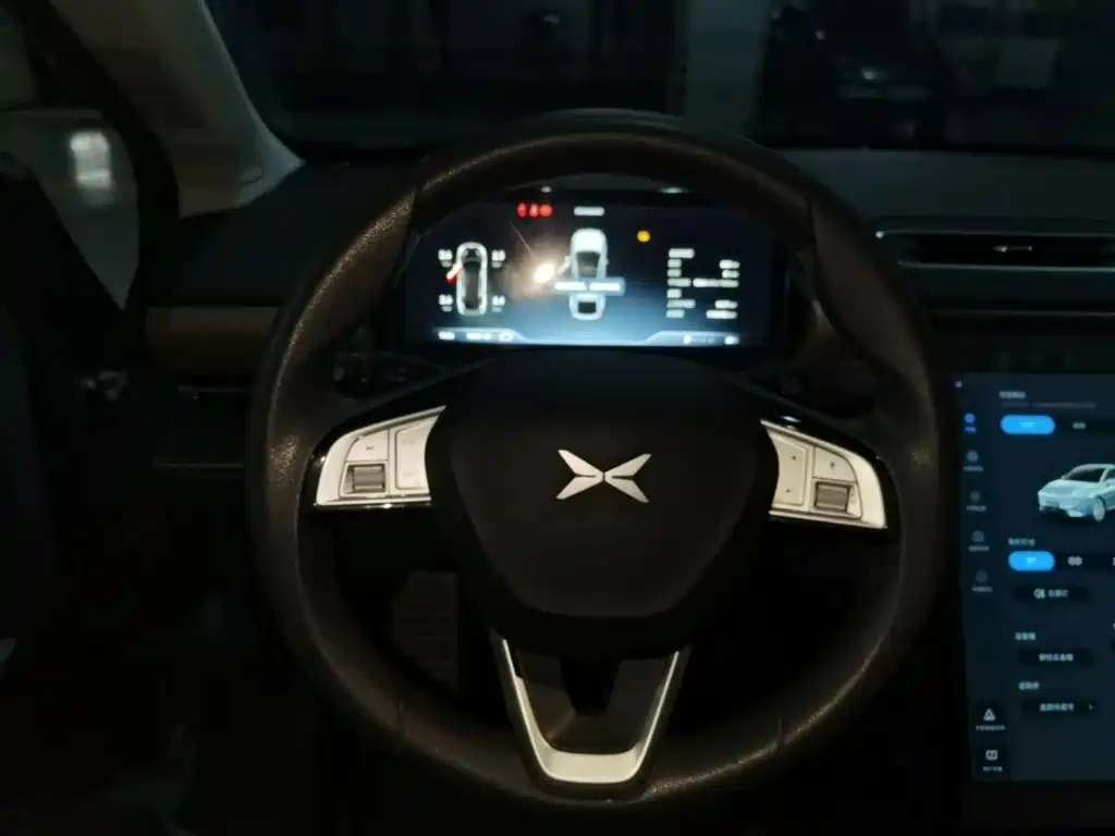 XPeng P5 — миниатюра 11