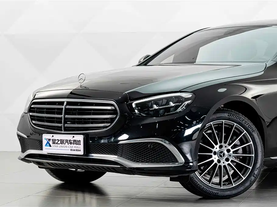 Mercedes-Benz E-Class — миниатюра 3