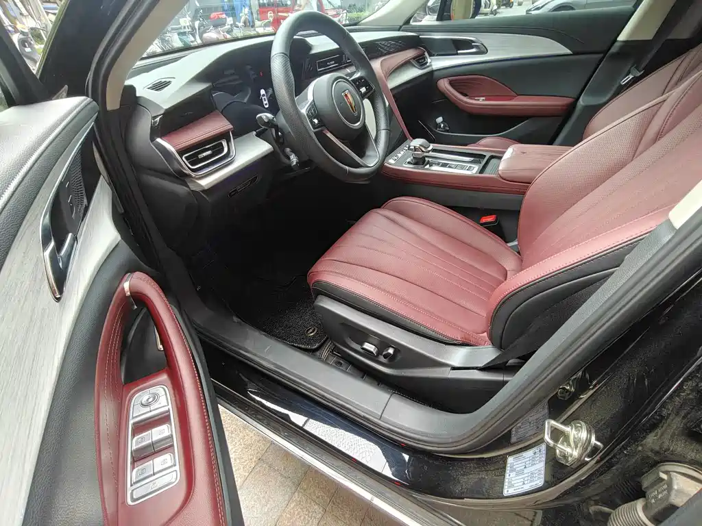 Hongqi Hongqi H5 — миниатюра 4
