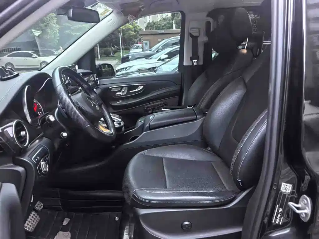 Mercedes-Benz V-Class — миниатюра 3
