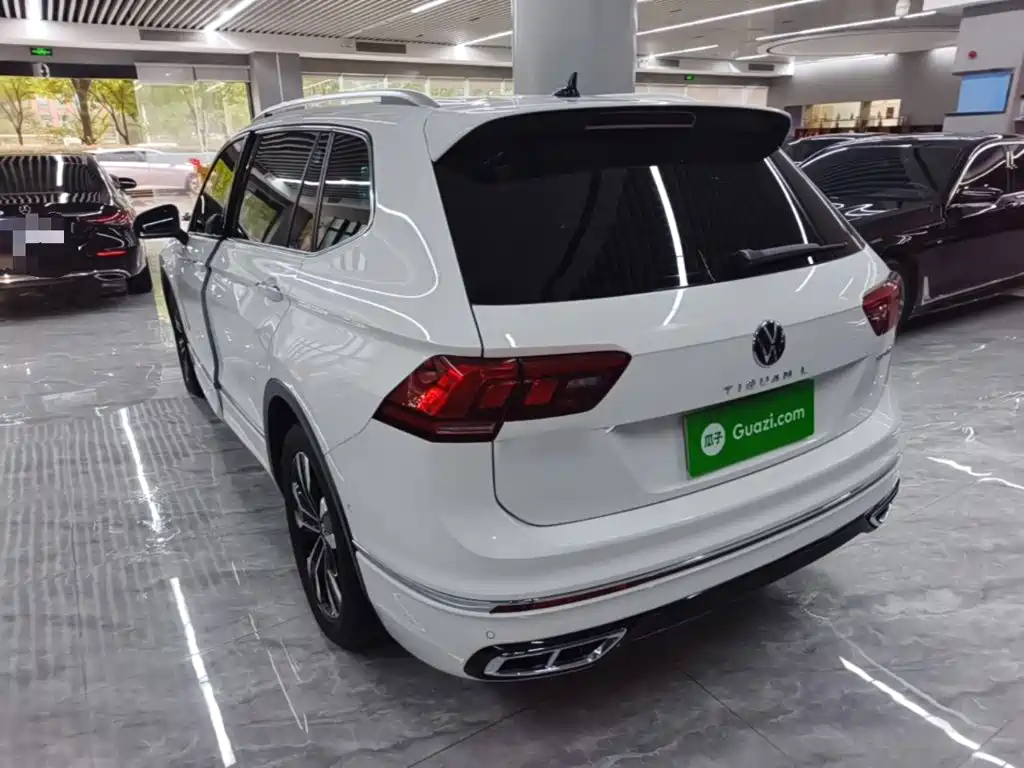Volkswagen Tiguan L — миниатюра 5