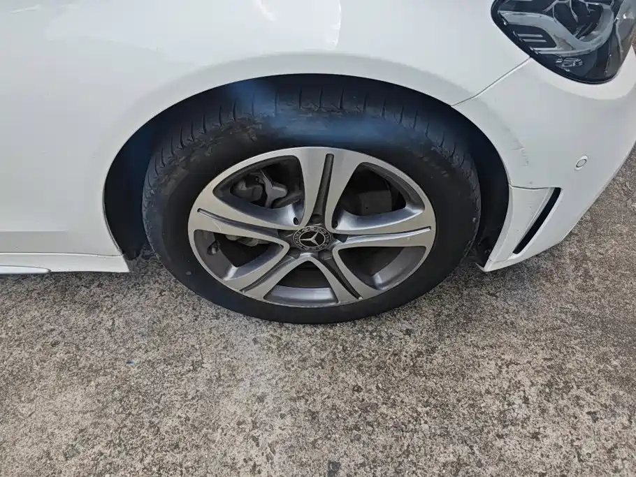 Mercedes-Benz C-Class — миниатюра 6