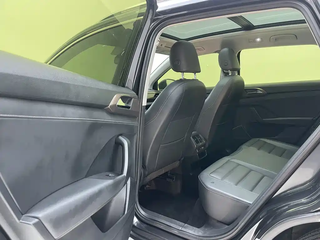 Volkswagen Tharu — миниатюра 14