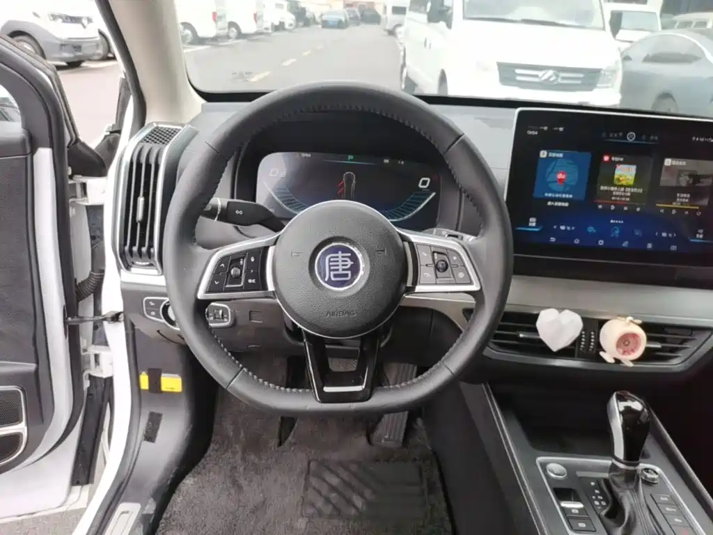 BYD Tang — миниатюра 11