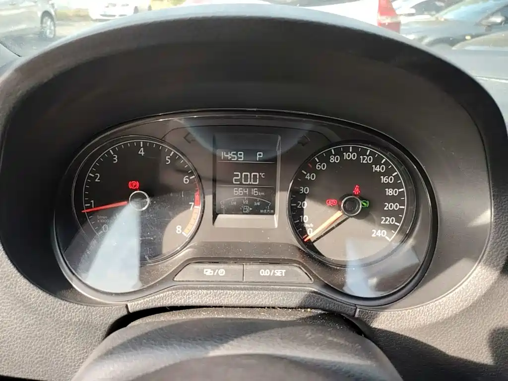 Volkswagen Polo — миниатюра 12