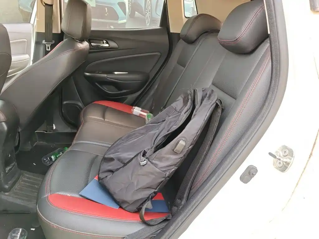 Changan CS15 — миниатюра 13