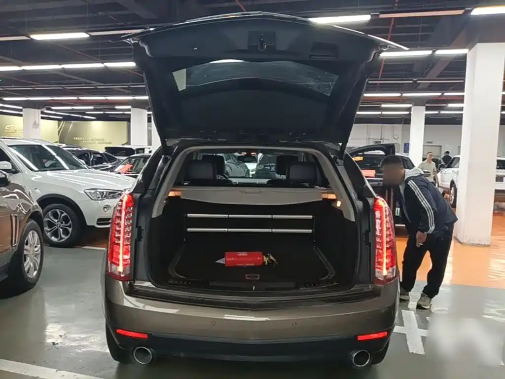 Cadillac SRX — миниатюра 19