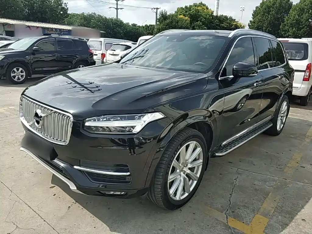 Volvo XC90