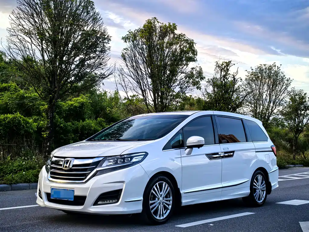 Honda Elysion 2017