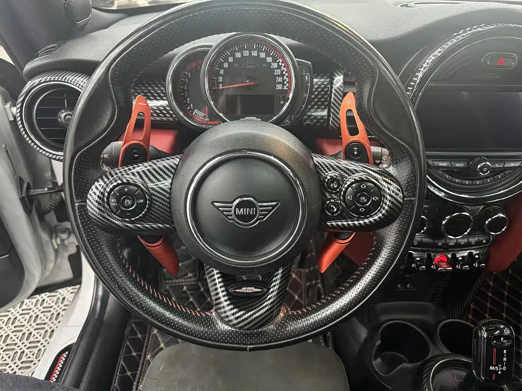Mini JCW 2020 2.0T JOHN COOPER WORKS