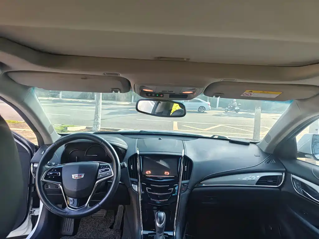 Cadillac ATS-L 2017 28T Fashion