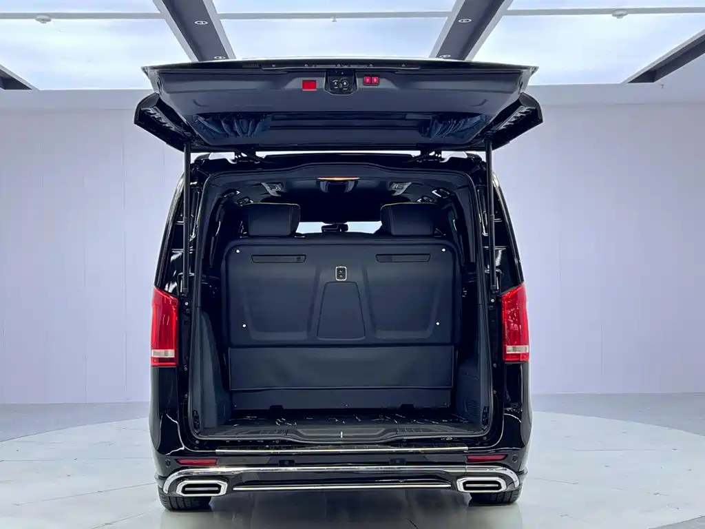 Mercedes-Benz Vito — миниатюра 9