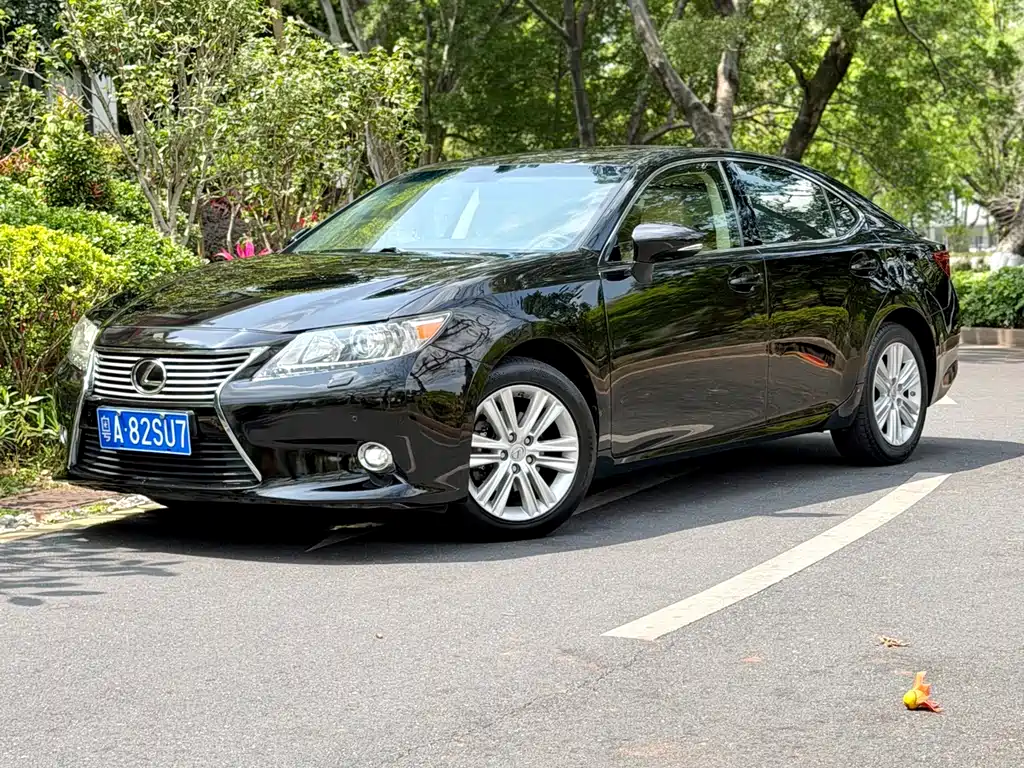 Lexus ES 2014