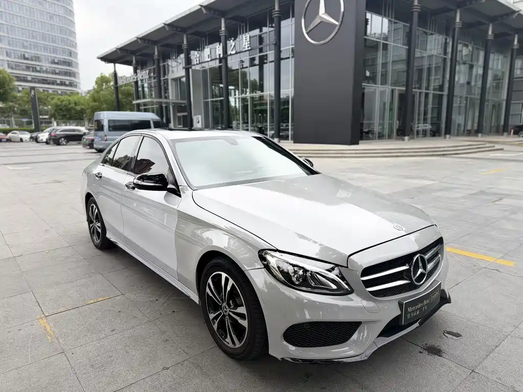 Mercedes-Benz C-Class — миниатюра 4