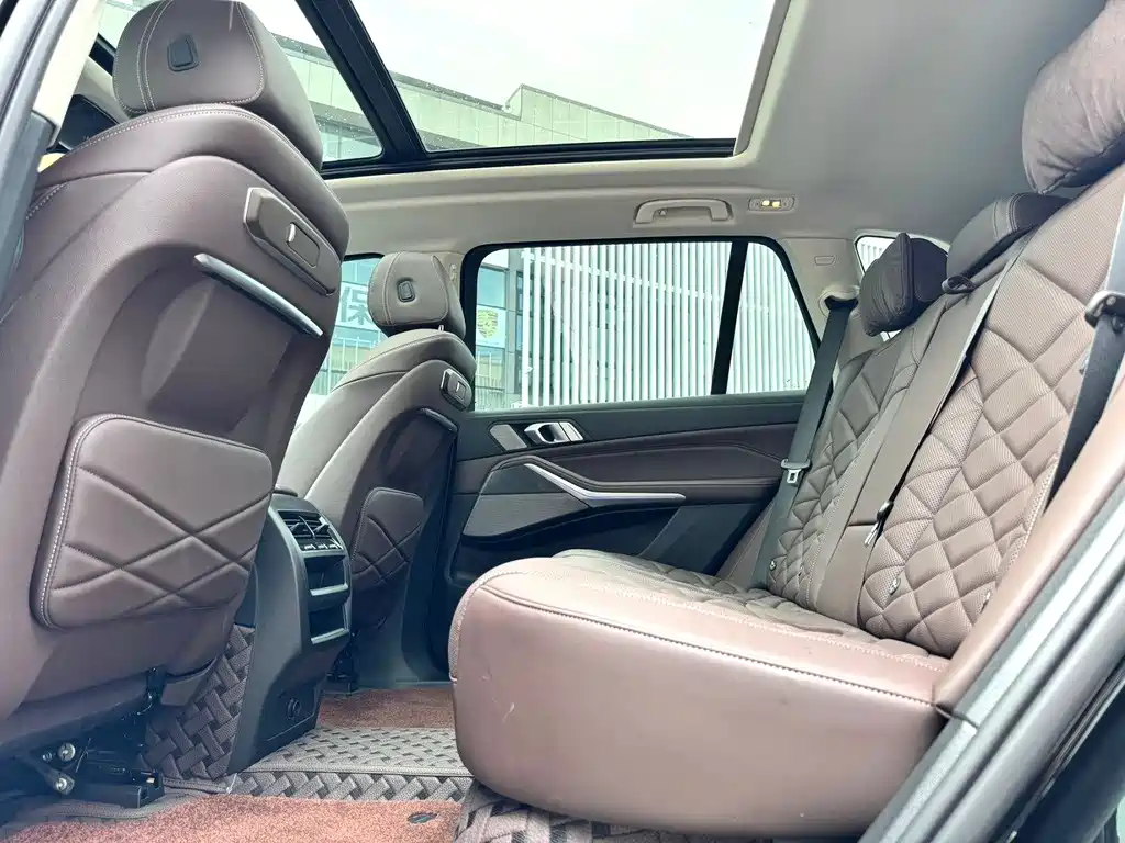 BMW X5 2023 xDrive 30Li Premium M Sport