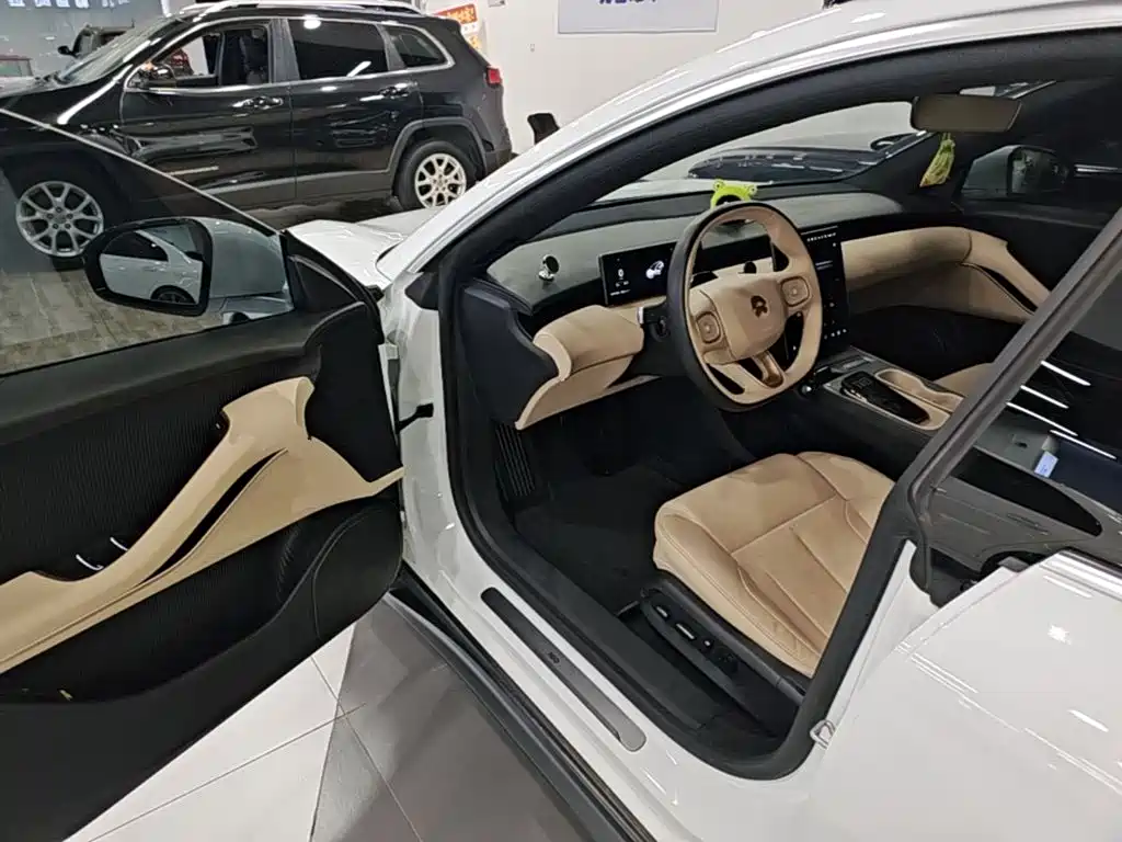 NIO ET5T — миниатюра 16