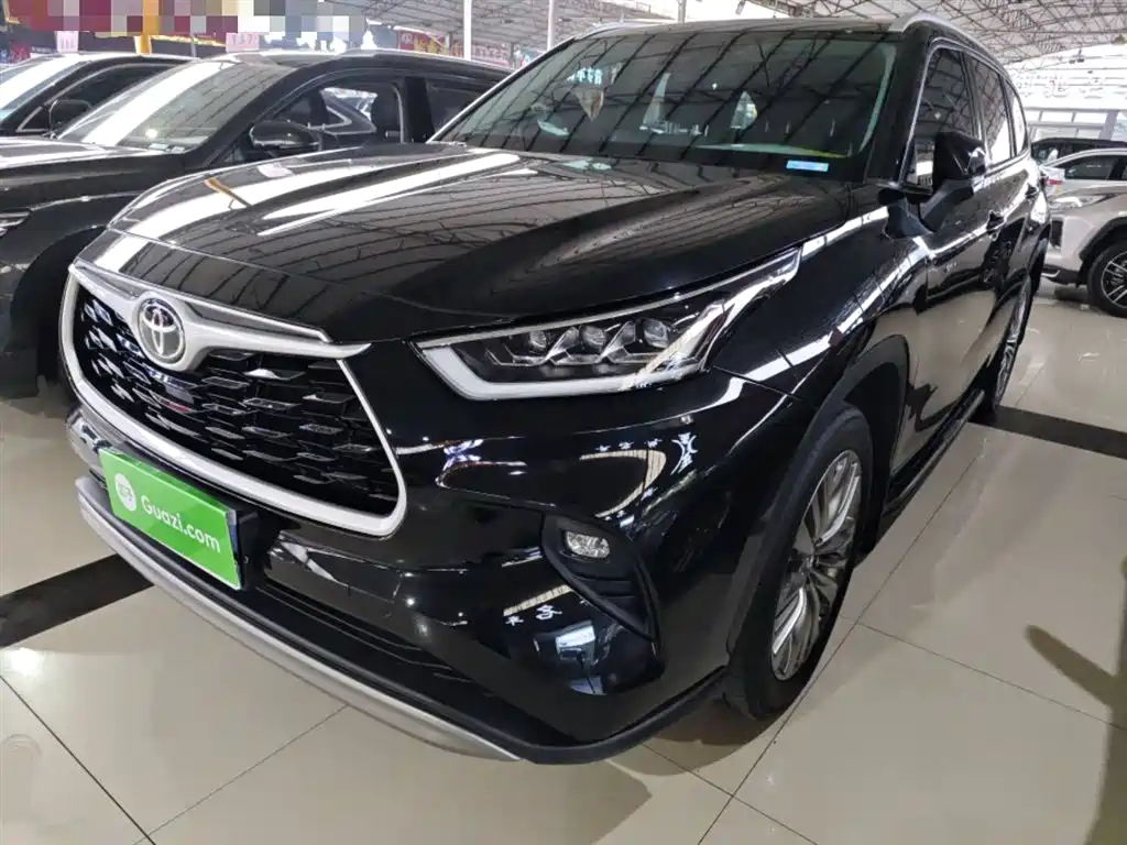 Toyota Highlander 2025