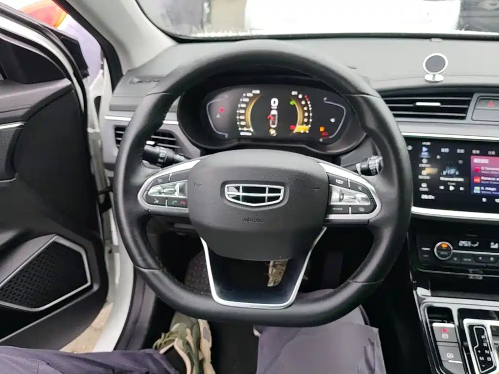 Geely Emgrand GL — миниатюра 11