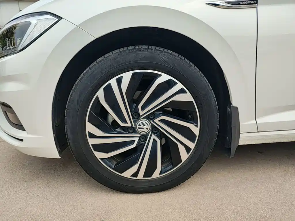 Volkswagen Sagitar — миниатюра 23