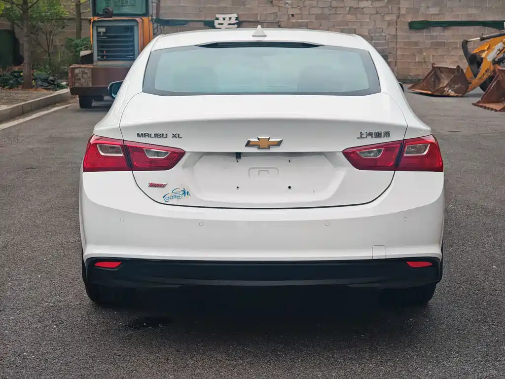 Chevrolet Malibu XL — миниатюра 8