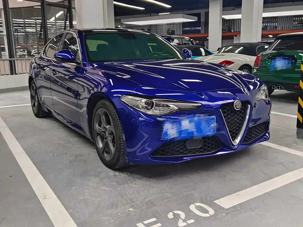 Купить Alfa Romeo Giulia