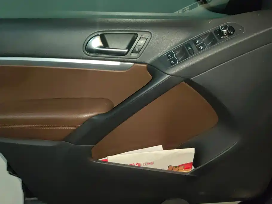 Volkswagen Tiguan — миниатюра 7