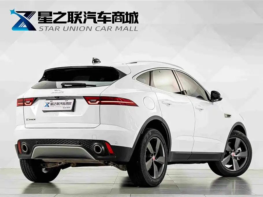Jaguar E-PACE — миниатюра 6