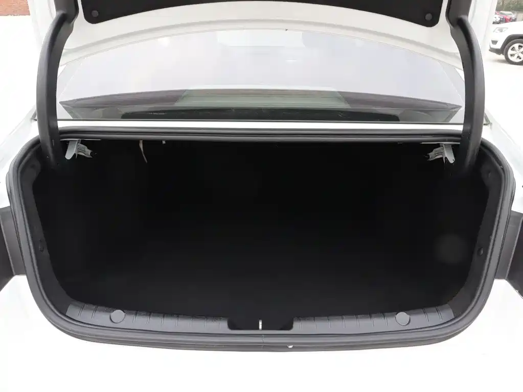 GEELY AUTOMOBILE EMGRAND GL