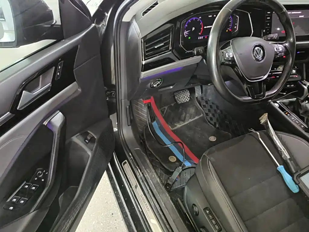 Volkswagen Sagitar — миниатюра 16