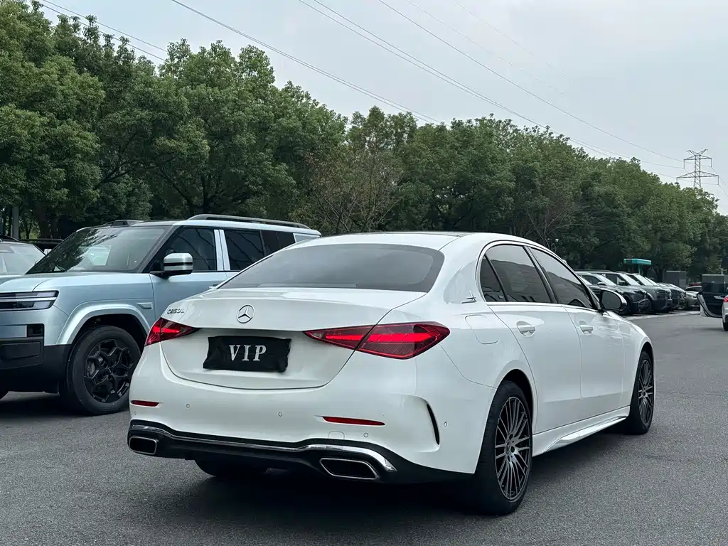 Mercedes-Benz C-Class — миниатюра 17
