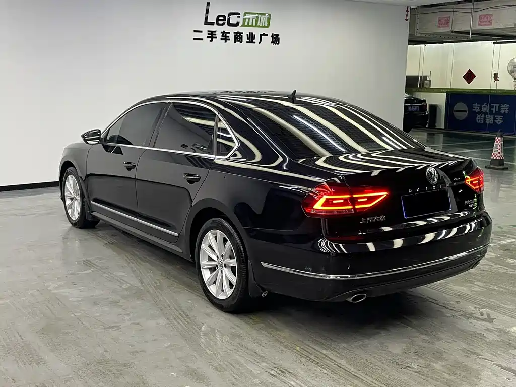 Volkswagen Passat 2017 330TSI DSG