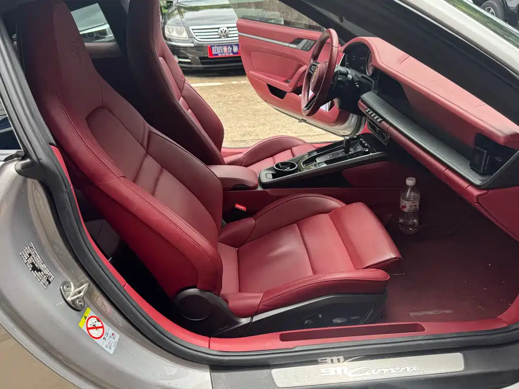 Porsche 911 2023 Carrera T 3.0T