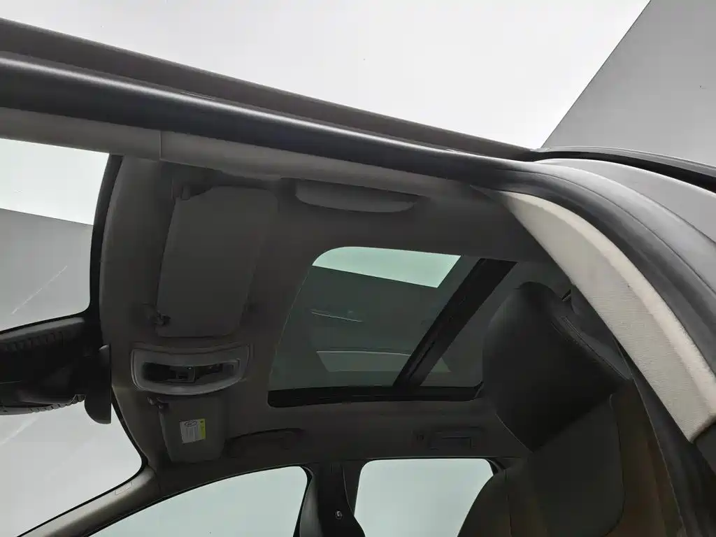 Volvo XC60 — миниатюра 20