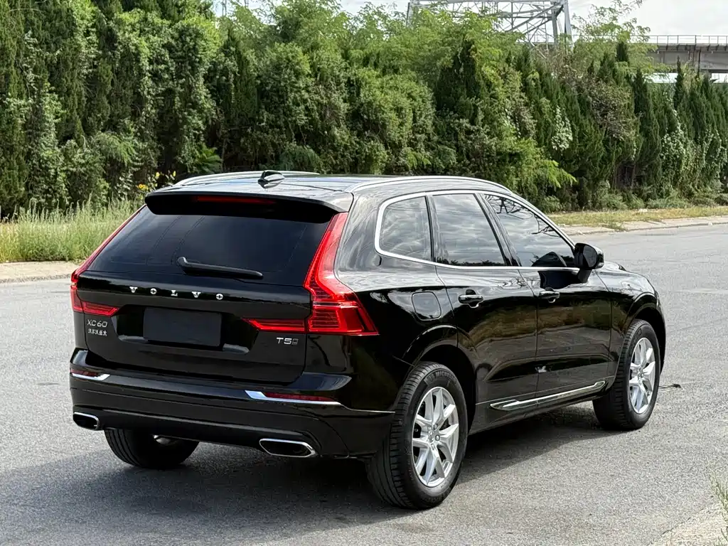 Volvo XC60 — миниатюра 7